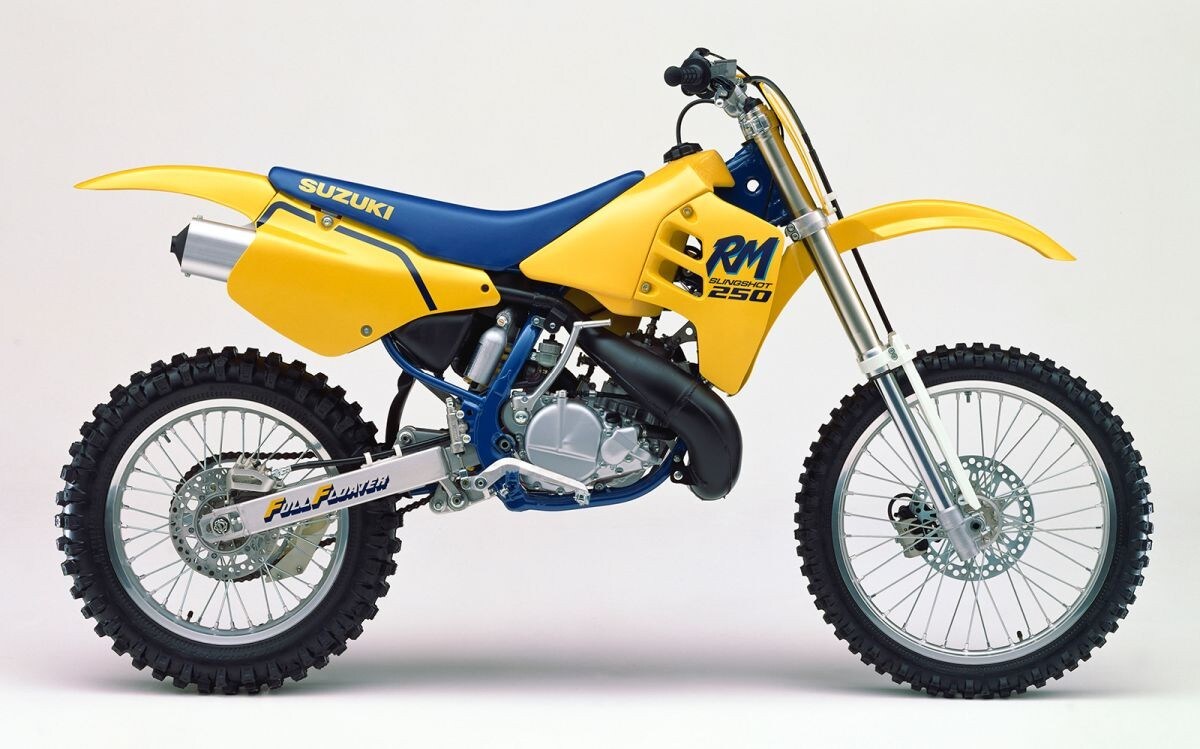 KAWASAKI 2 TEMPI: il ritorno della miscela per il mondo offroad?